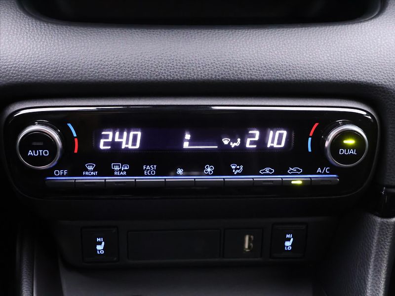 Toyota GR Yaris Four 1,6 T 192kW 4WD DPH - fotka 25 z 35