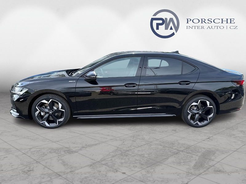 Škoda Superb Sportline 2,0 TSI 150 kW DSG - fotka 3 z 26