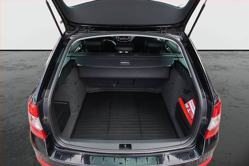 Škoda Octavia (2013) Elegance 1.8 TSI, Automat - fotka 14 z 19