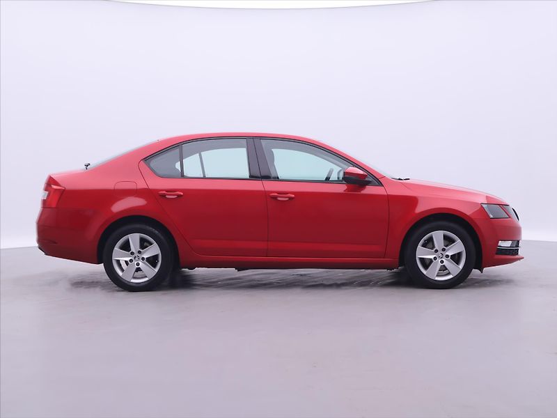 Škoda Octavia 1,0 TSI 85kW CZ Aut.Klima - fotka 8 z 28