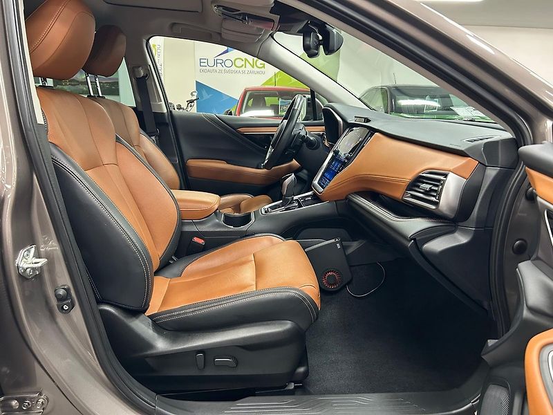 Subaru Outback (2022) 2.5 TOURING 2022 | Záruka - fotka 16 z 33