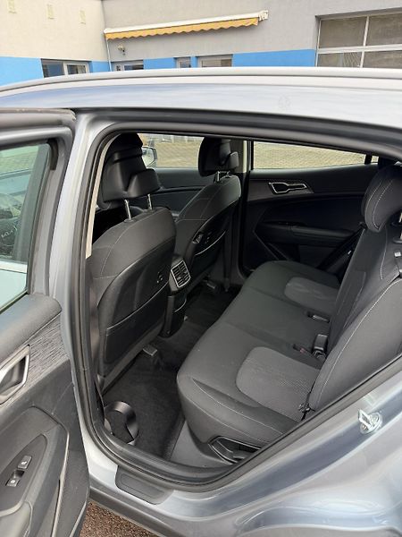Kia Sportage 1,6 GDi 132kw 4x4 automat  - fotka 15 z 16