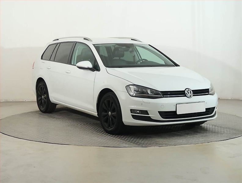 Volkswagen Golf (2016) 1.6 TDI, Serv.kniha, Xenony - fotografie inzerátu