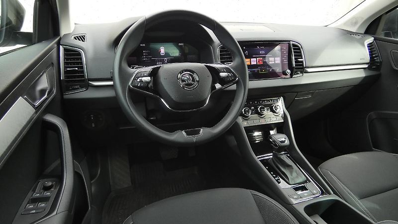 Škoda Karoq 1,5 TSI Ambition DSG - fotka 5 z 21