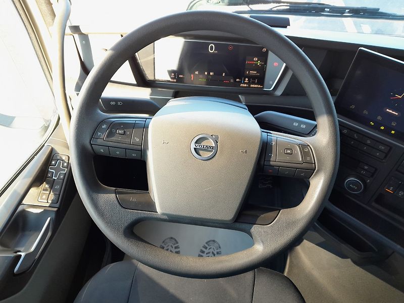 Volvo FH 460 I-Safe LowDeck - fotka 25 z 38