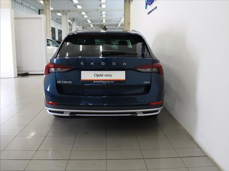Škoda Octavia 2,0 TDi 147kW 4x4 Scout ČR - fotka 4 z 13