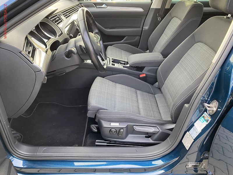 Volkswagen Passat (2020) 2.0TDi, Business, DSG, navi - fotka 10 z 20