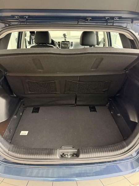 Hyundai ix20 (2016) 1.4I 66kW Trikolor Essential - fotka 7 z 20