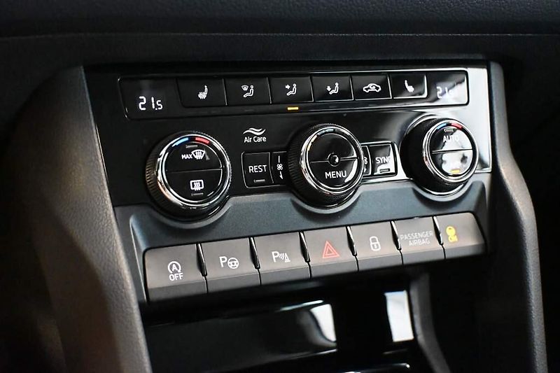 Škoda Kodiaq (2022) 2.0 DSG Matrix LED ACC Tažné K - fotka 16 z 36