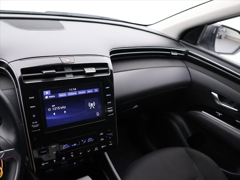 Hyundai Tucson 1,6 T-GDI MHEV 132kW 4x4 CZ DP - fotka 19 z 27