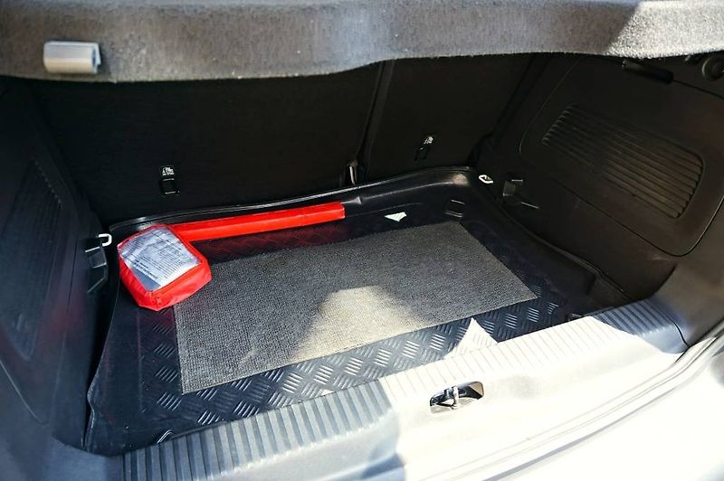 Citroën C3 Aircross (2019) FLEET 1,2 PT 81 kW - fotka 11 z 34