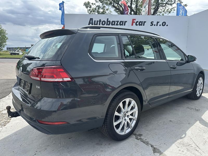 Volkswagen Golf (2018) 1.0TSI ser.knížka nová TK - fotka 7 z 27