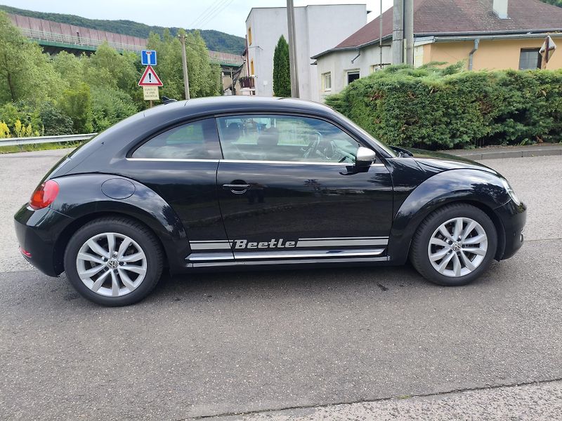 Volkswagen Beetle (2013) 1,2 TSI 77Kw Navi Top stav - fotka 5 z 30