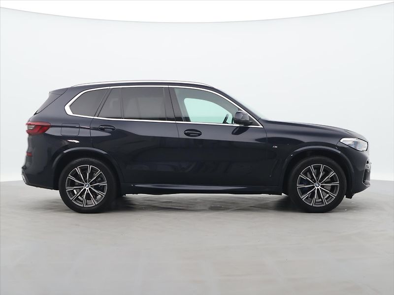 BMW X5 3,0 Xdrive40d AT Pano DPH - fotka 8 z 54
