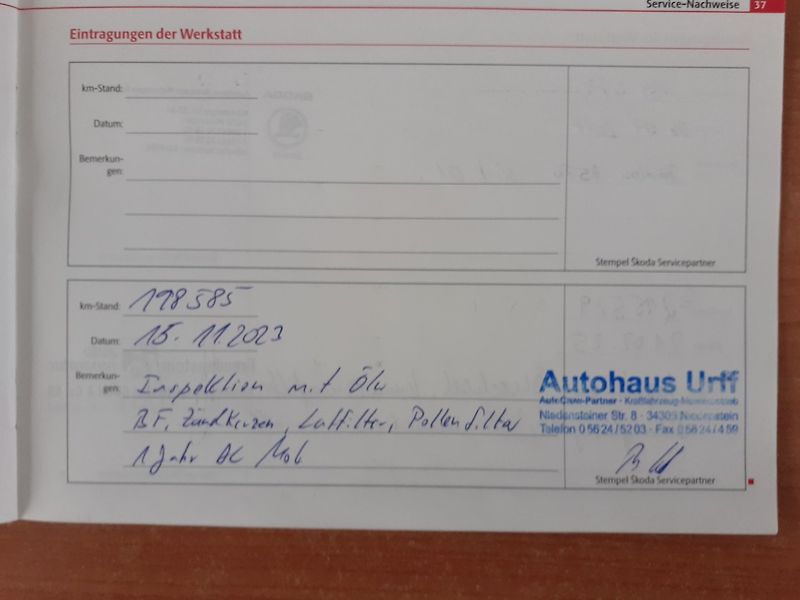 Škoda Octavia (2009) KOMBI 1.6 MPi - fotka 30 z 31