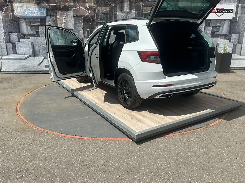 Škoda Karoq (2019) 1.6TDi, 85KW, SPORTLINE - fotka 9 z 30