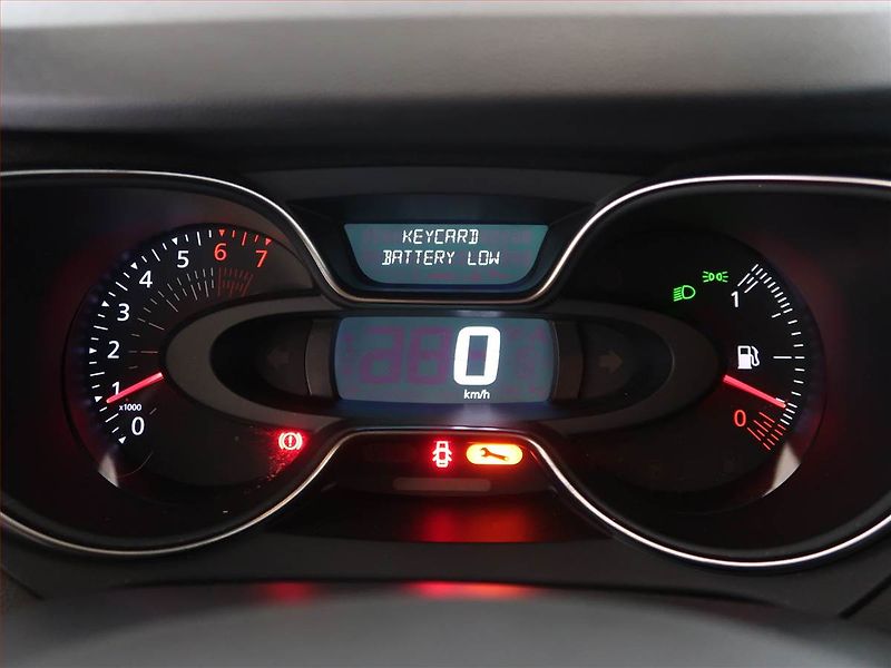 Renault Captur (2018) 1.2 TCe, ČR,1.maj, Serv.kniha - fotka 11 z 14