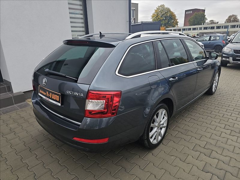 Škoda Octavia III 2,0TDi 110KW DSG Elegance - fotka 6 z 49