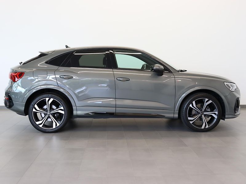 Audi Q3 Spb Sline 35 TDI quattro Stron - fotka 3 z 15