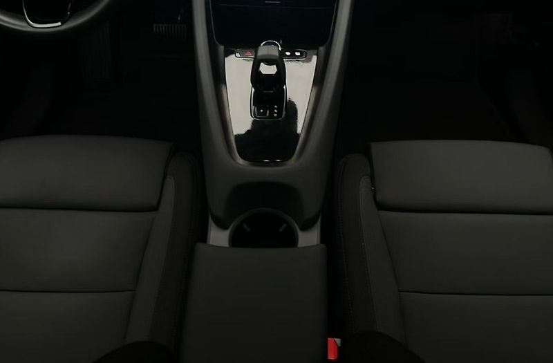 Polestar 2 LR AWD Plus 360kam Pano. Tažné - fotka 9 z 29