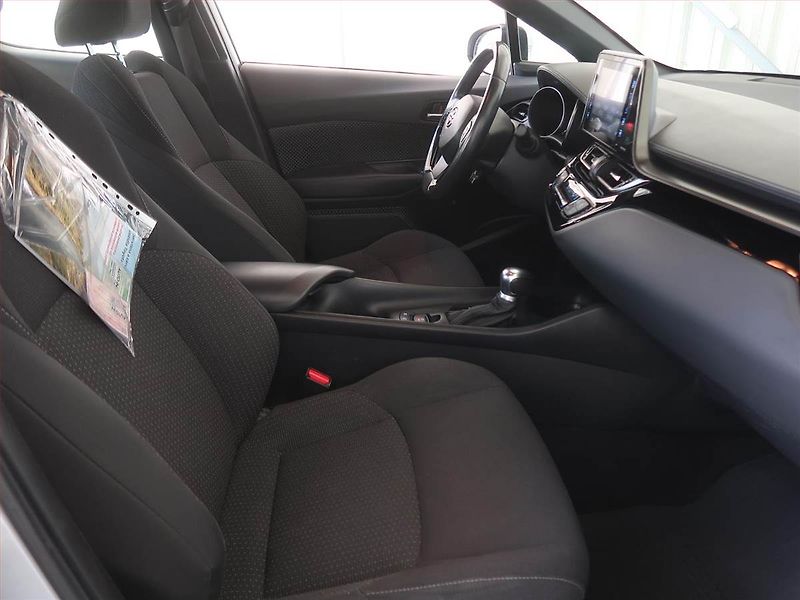 Toyota C-HR (2019) Style 1.8 Hybrid, Automat - fotka 9 z 18