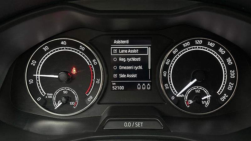 Škoda Scala 1.0 TSI Style - fotka 10 z 26