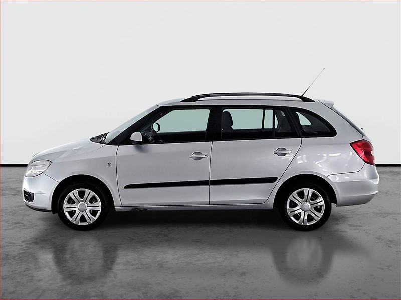 Škoda Fabia (2008) 1.9 TDI, Serv.kniha - fotka 3 z 15