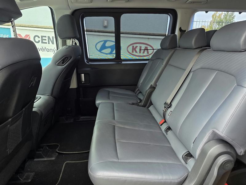 Hyundai Staria 2.2-AUTOMAT-KŮŽE-9MÍST - fotka 29 z 36