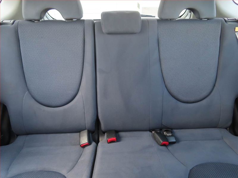 Honda Jazz (2008) 1.4 i-DSI, levný provoz - fotka 10 z 18