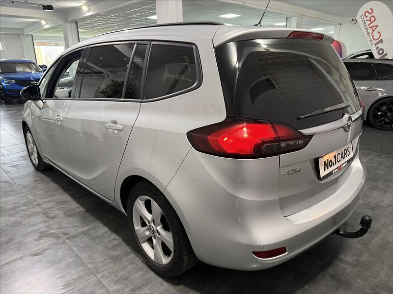 Opel Zafira 1,4   TURBO COSMO VÝHŘEV TZ - fotka 4 z 49