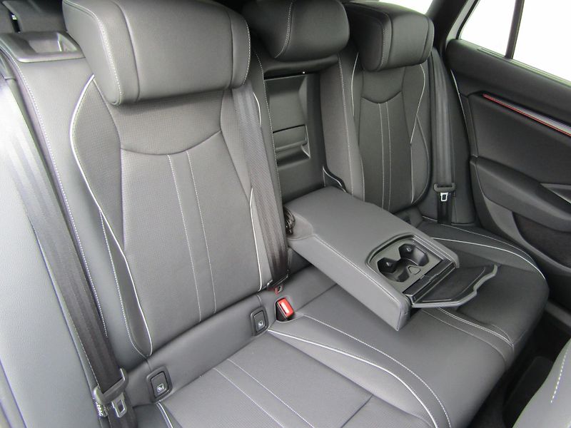 Škoda Superb (2026) Combi Sportline 2.0 TDI 142 kW - fotka 27 z 30