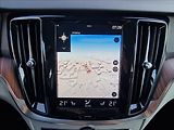 Volvo V60 D4 Cross Country AWD,ČR,1.Maj - náhled 26