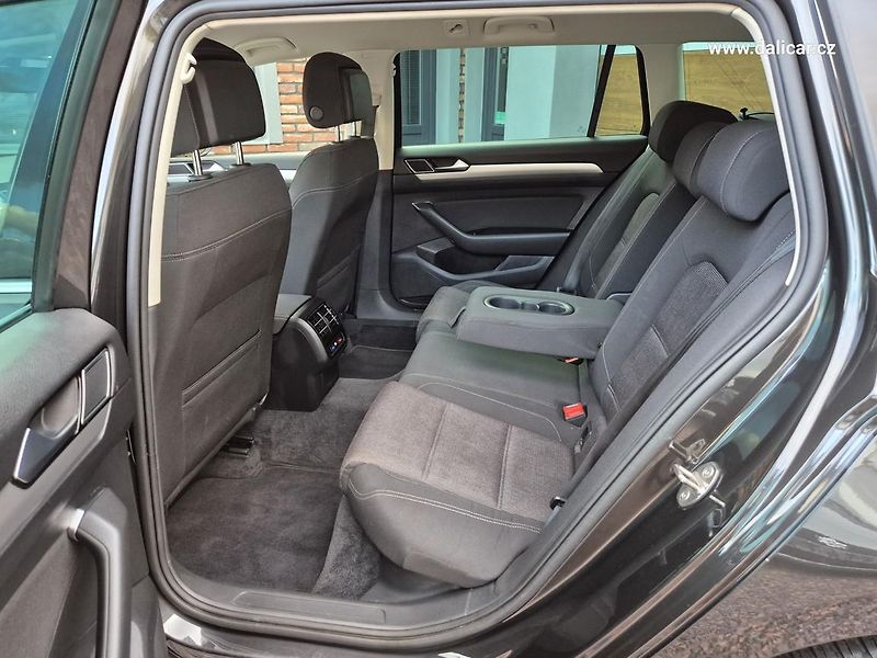 Volkswagen Passat Variant (2018) 1.4TSi 110KW ComfortLine  - fotka 40 z 54