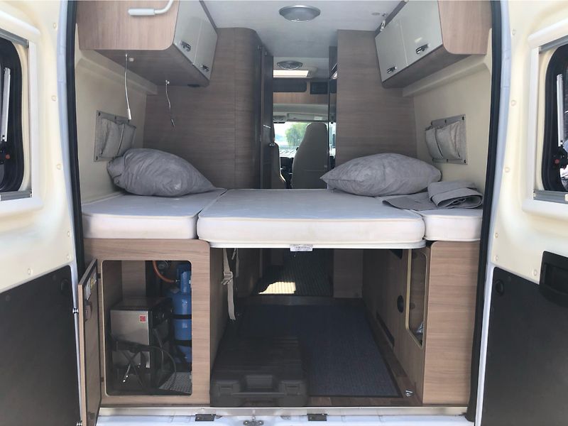 Fiat Ducato 2.0 JTD Roller Team Livingston - fotka 13 z 30