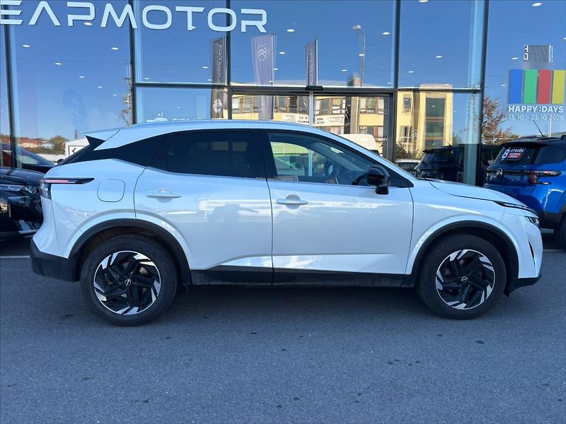 Nissan Qashqai 1,3 DIG-T  X-Tronic N-Connecta - fotka 7 z 29