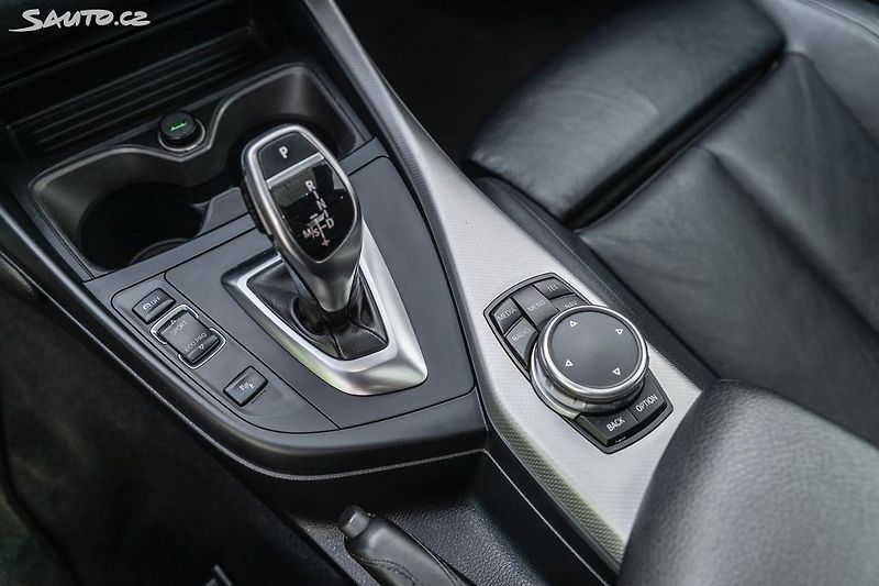 BMW Řada 2 M235i xDrive*Remus - fotka 35 z 40