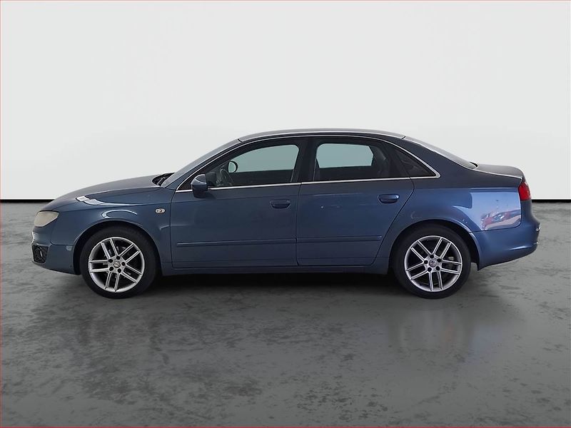 Seat Exeo (2009) 2.0 TDI, nová STK, udržované - fotka 3 z 15