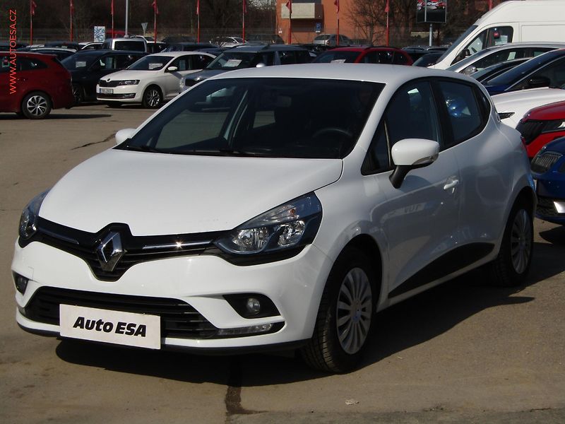 Renault Clio (2018) 0.9 TCe, 1.maj,ČR, AC - fotka 3 z 15