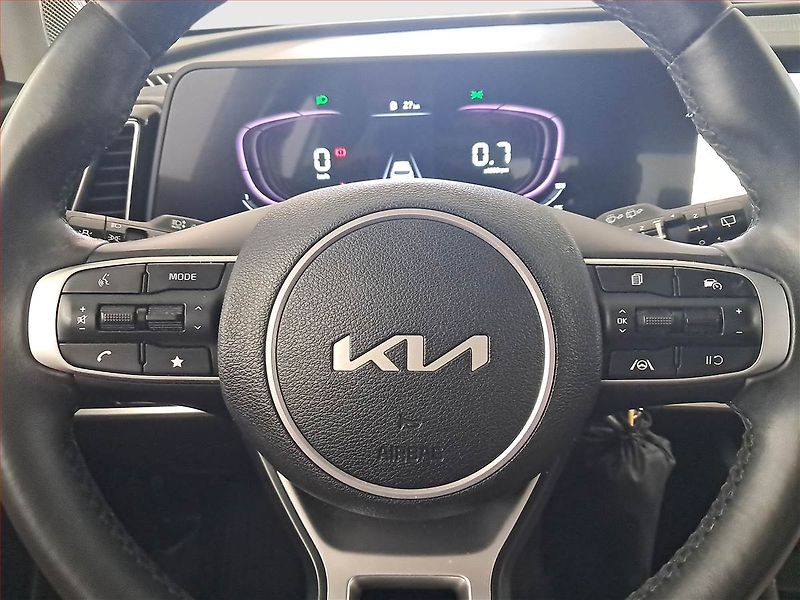 Kia Sportage (2023) 1.6 T-GDI - fotka 17 z 18