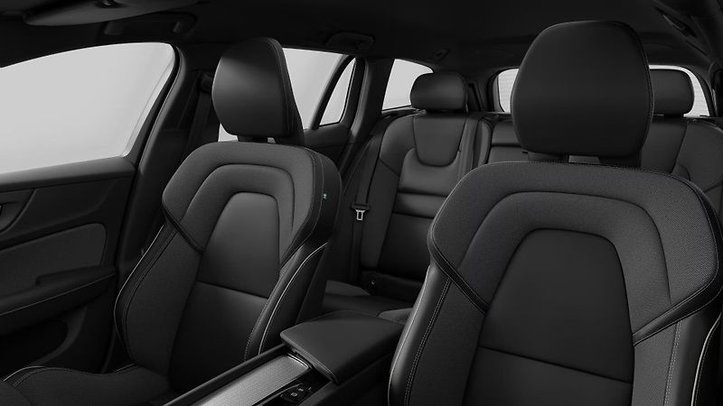 Volvo V60 (2026) B4 AUT DARK PLUS - fotka 8 z 10