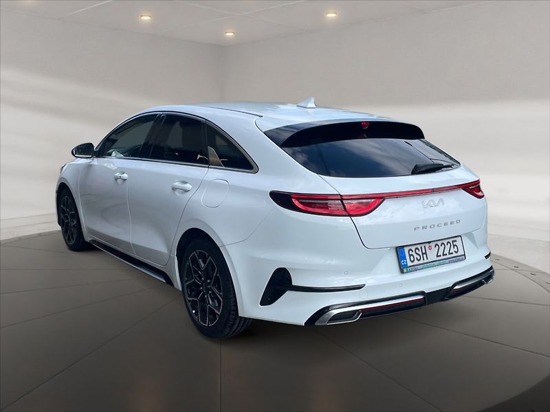 Kia ProCeed 1,5 T-GDI GT Line AT - fotka 4 z 11