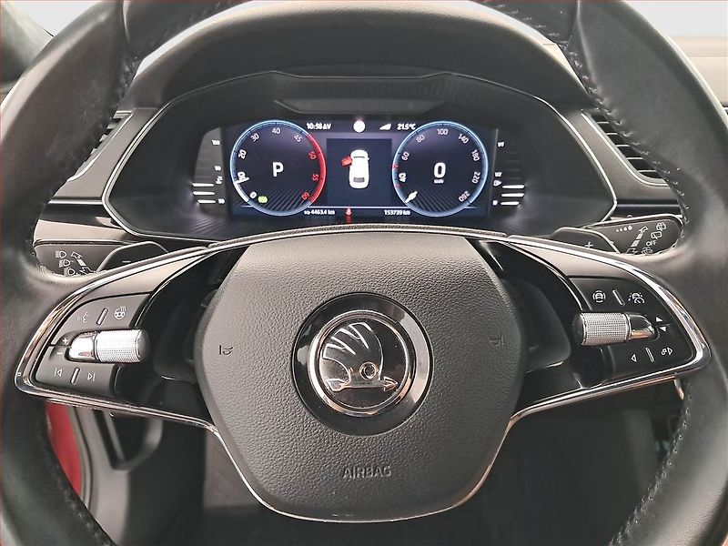 Škoda Superb (2022) Laurin&Klement 2.0 TDI - fotka 18 z 18