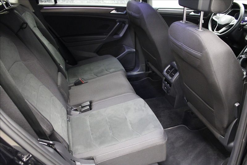 Volkswagen Tiguan Allspace 1,5 TSI EVO DSG Elegance CZ - fotka 11 z 35