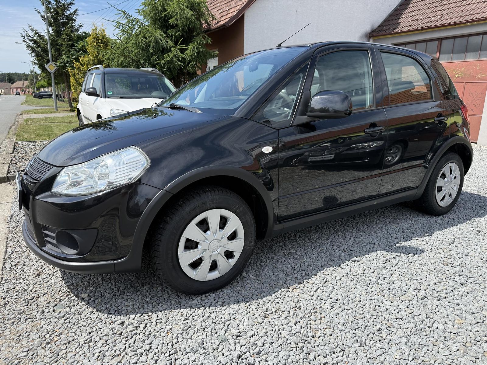 Suzuki SX4 1.5i 73 KW TAZNE.