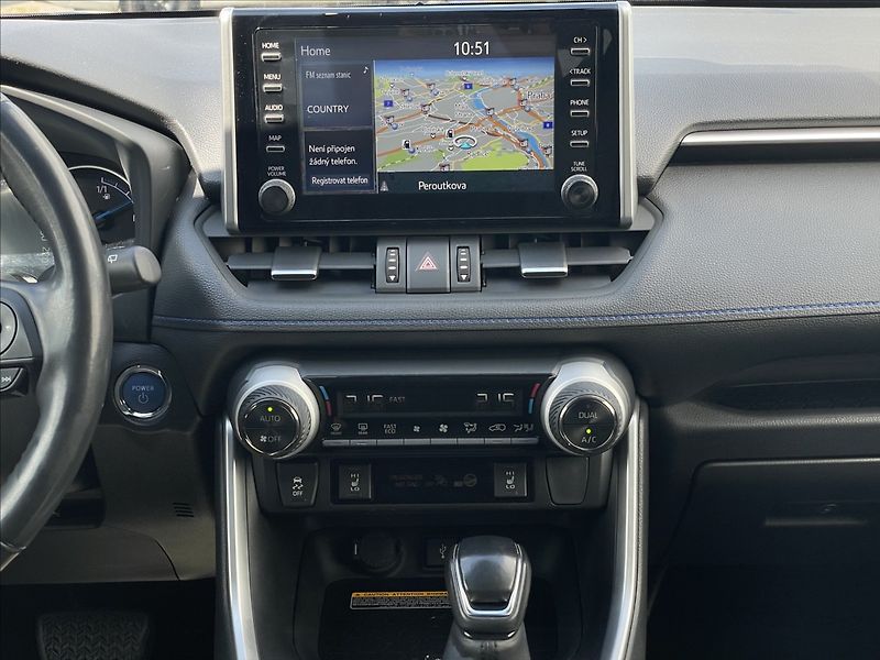 Toyota RAV4 2,5 Hybrid e-CVT Selection NAV - fotka 11 z 23
