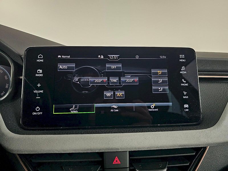 Škoda Kamiq (2025) 1.5TSi 110kW DSG TOP SELECTION - fotka 14 z 29