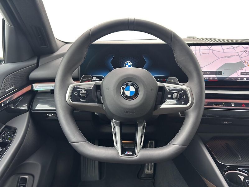 BMW Řada 5 520d xDrive M-Sport Pro Venti - fotka 8 z 12