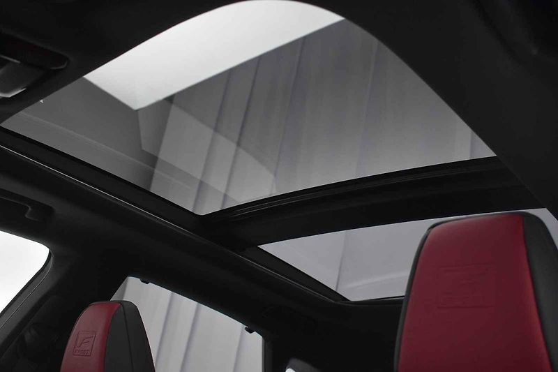 Lexus odtajnil novou generaci svého bestselleru RX