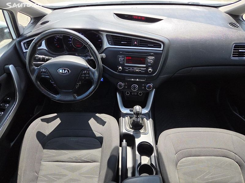 Kia Ceed (2018) na splátky všem od 10%akontace - fotka 9 z 14