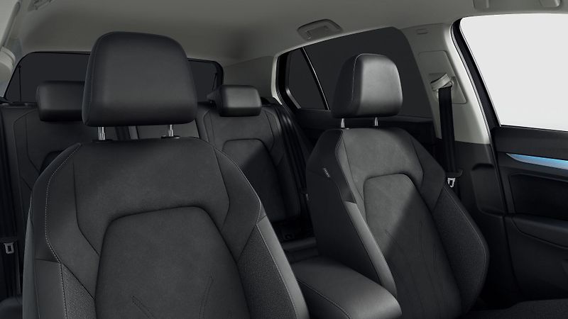 Volkswagen Golf People 1,5 eTSI 110  kW 7DSG m - fotka 6 z 9
